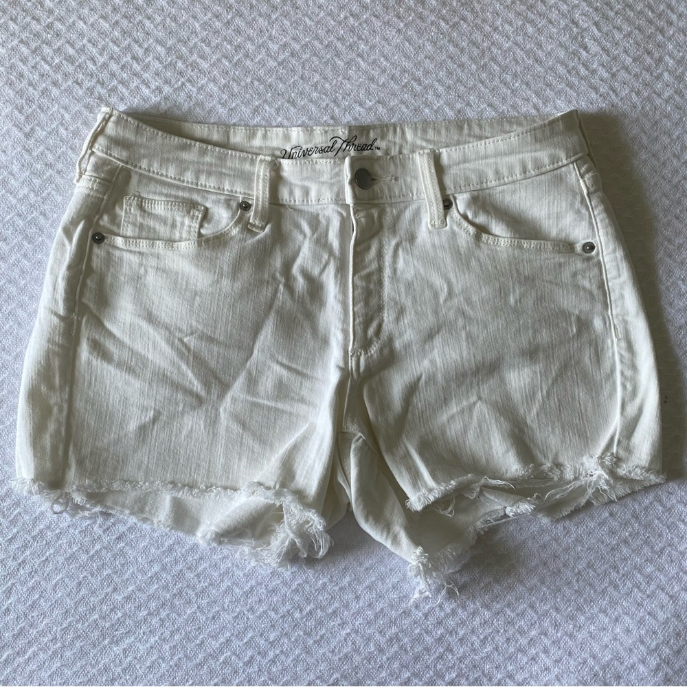 Universal Thread Off White Denim Jean Cut off Shorts - Picture 1 of 5